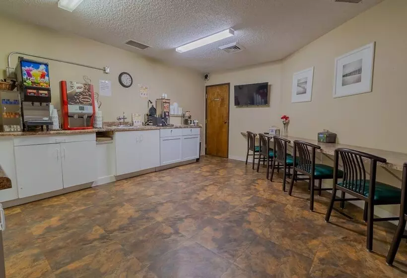 هتل Thunderbird Lodge