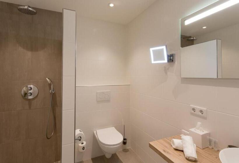 B&b Brasserie De Lindeboom