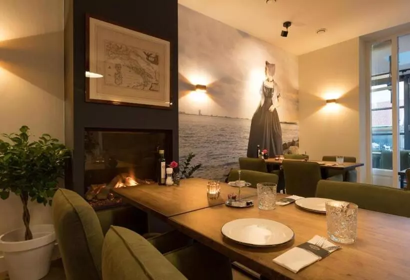 B&b   Brasserie De Lindeboom