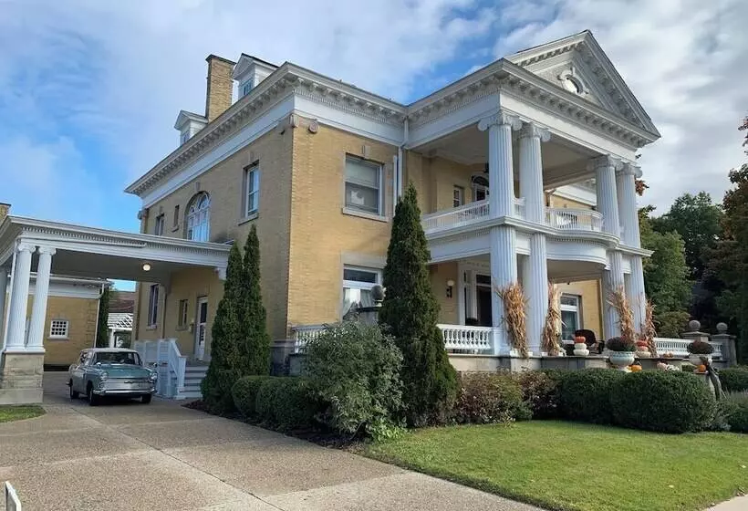 Aamiaismajoitus (B&B) Cartier Mansion