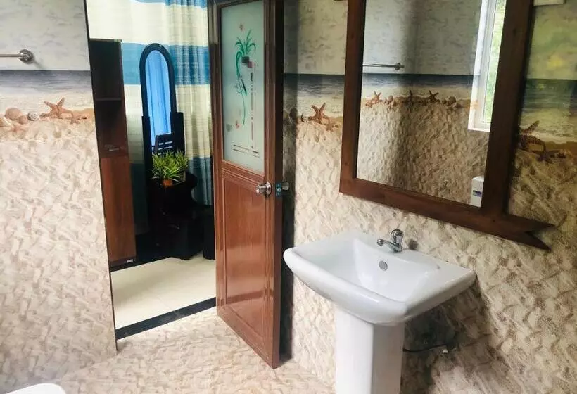 Boo Kirinda Holiday Resort