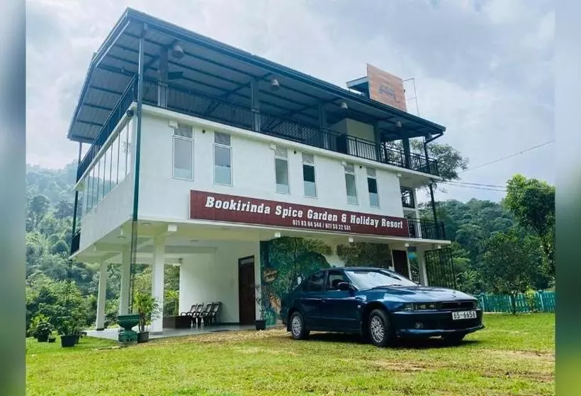 Boo Kirinda Holiday Resort