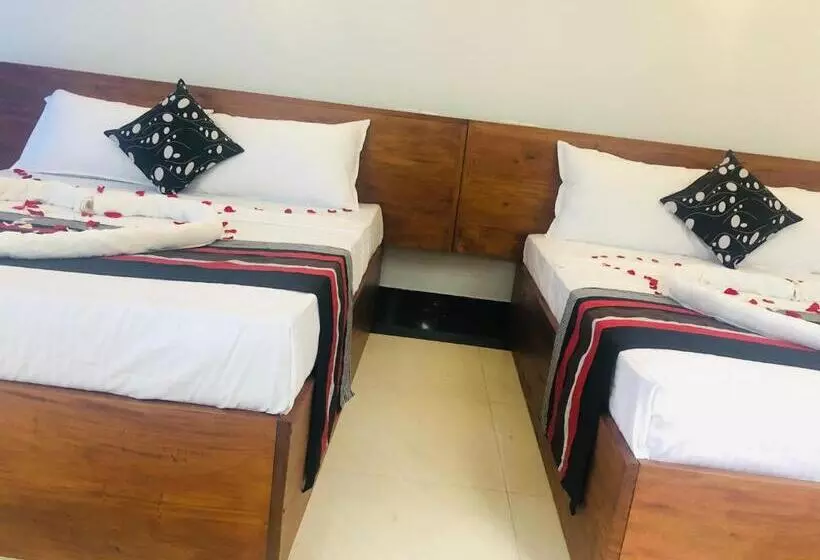 Boo Kirinda Holiday Resort