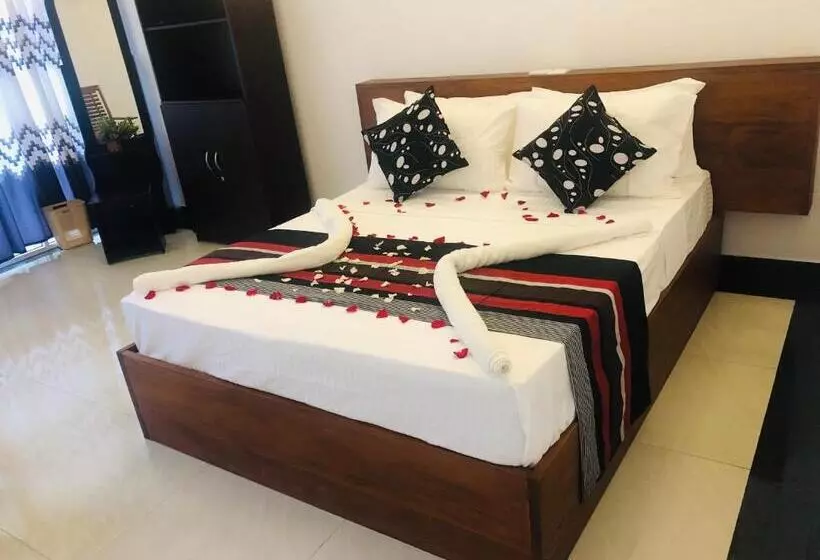 Boo Kirinda Holiday Resort