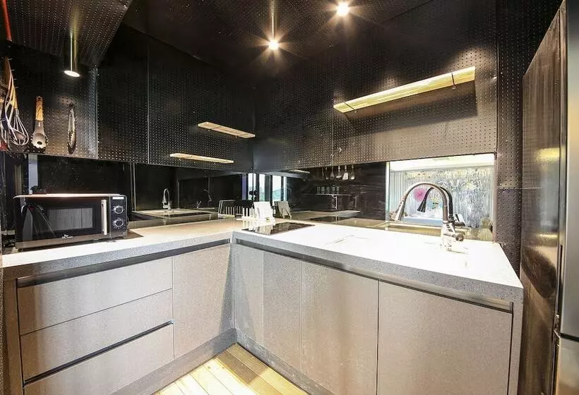 Hotelli Diamond