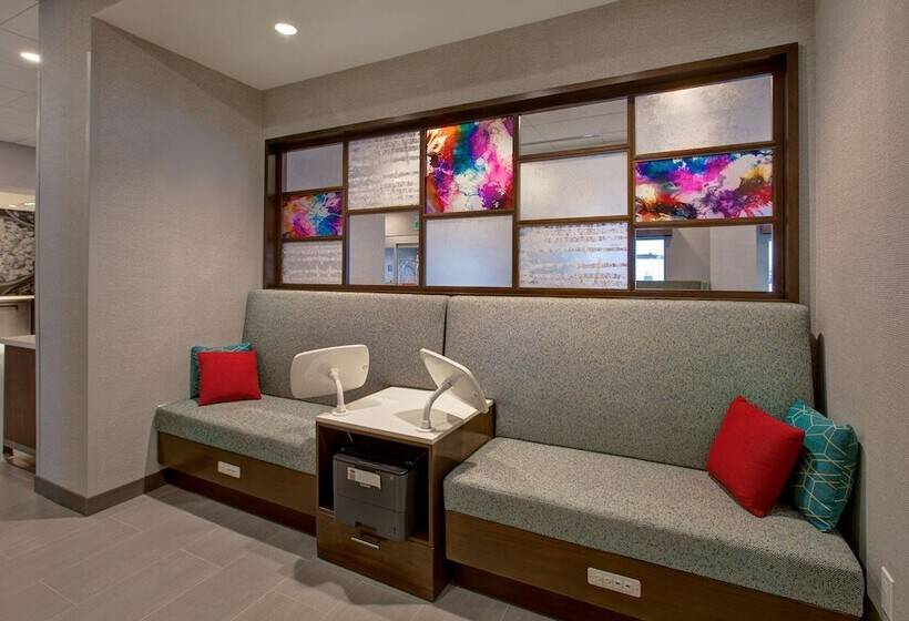 호텔 Hampton Inn By Hilton Brockville