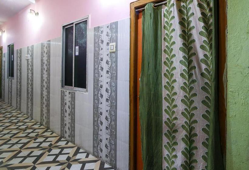 فندق Oyo 65956  Arihant