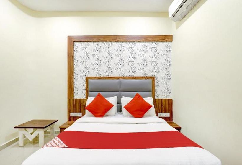 호텔 Oyo 69381  Ganesh Inn