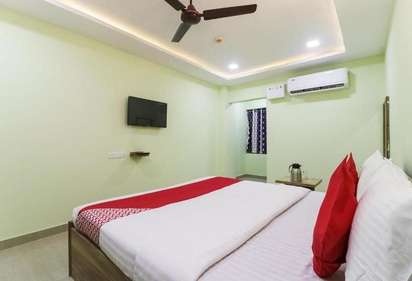 فندق Flagship Cuttack International