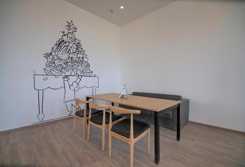 هتل Oyo Townhouse 293 Ip Colony Faridabad