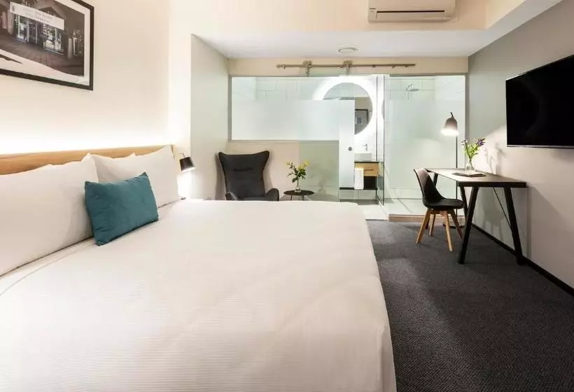 هتل Room @ 89 Courtenay Place