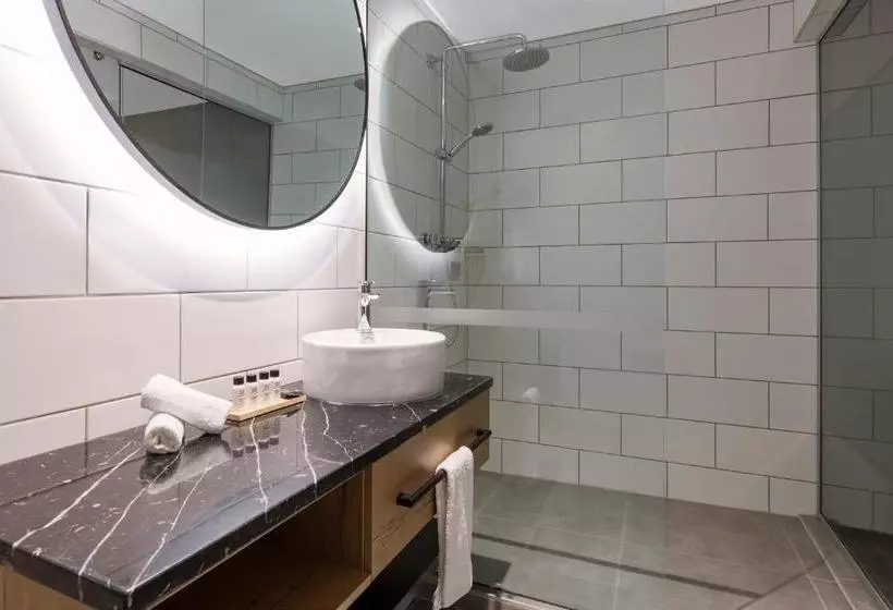 هتل Room @ 89 Courtenay Place