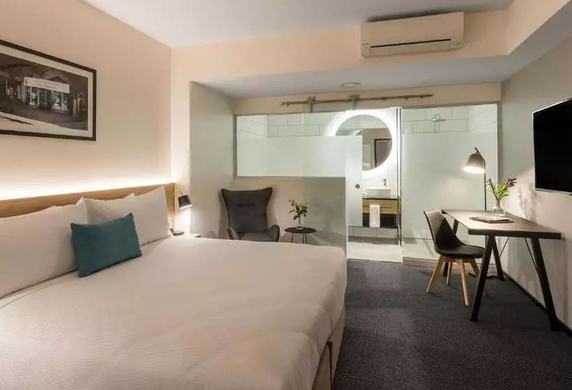 هتل Room @ 89 Courtenay Place