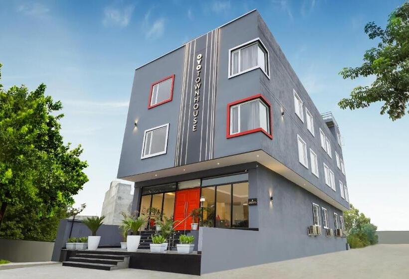 Hotell Super Townhouse Golden Avenue Road