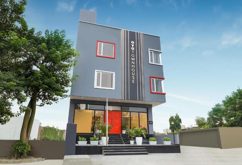 Hotell Super Townhouse Golden Avenue Road