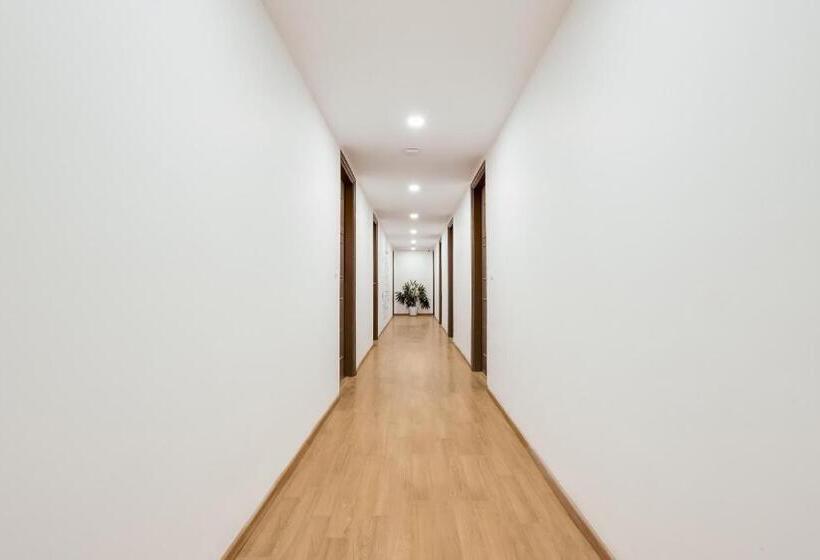 Hotell Super Townhouse Golden Avenue Road