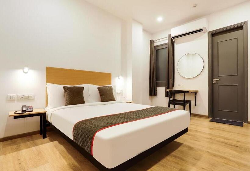 Hotell Super Townhouse Golden Avenue Road
