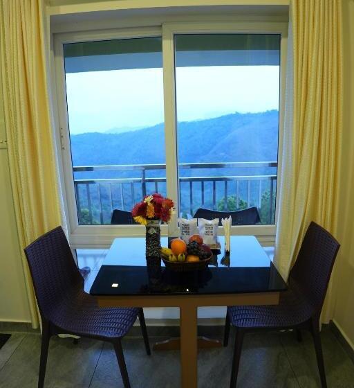 בית מלון כפרי Vaga Mist Resort Vagamon