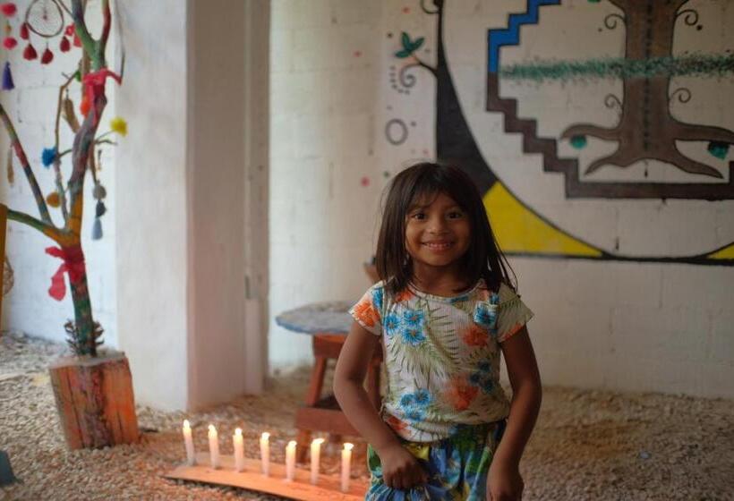 Пансион Near Lake Hostal