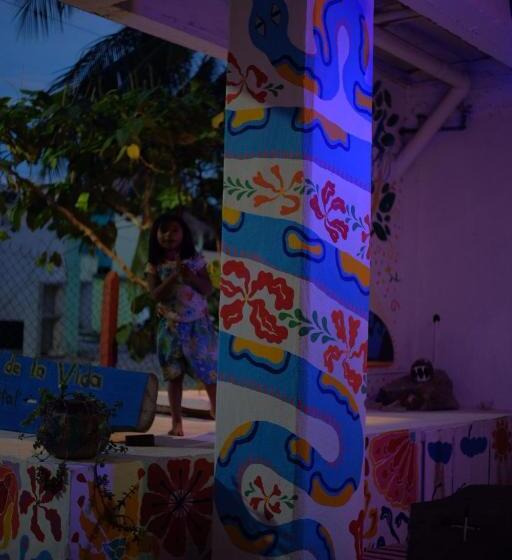 Пансион Near Lake Hostal