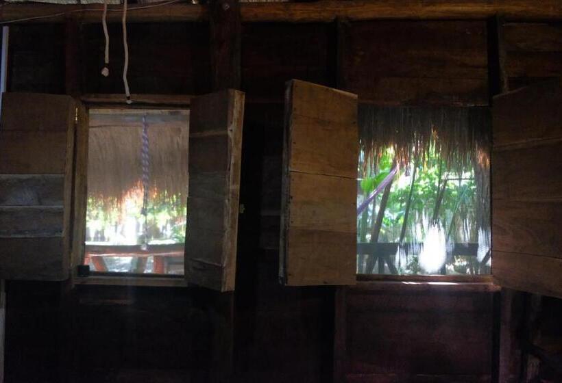 Пансион Near Lake Hostal