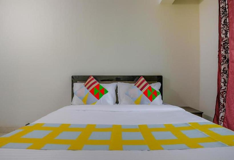 ペンション Oyo Home 49098 Peaceful,studio,new Panvel