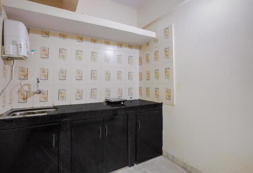 ペンション Oyo Home 49098 Peaceful,studio,new Panvel