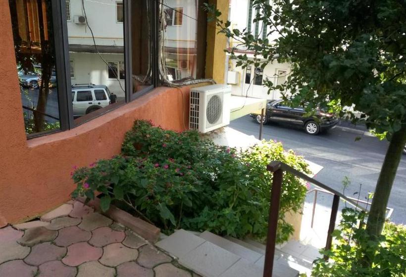 호스텔 La Conu Iancu