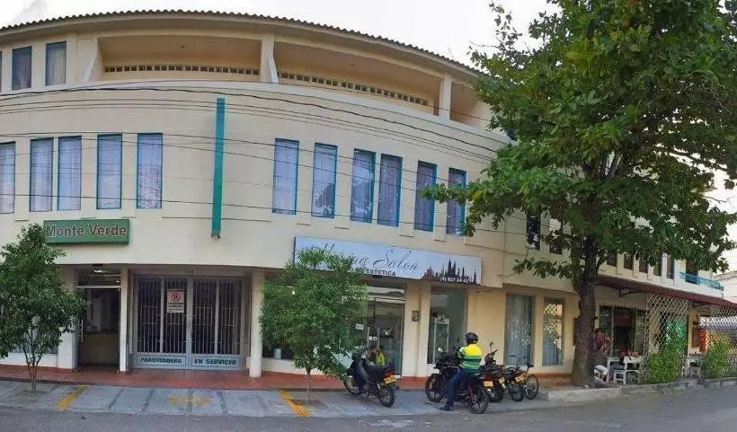 ホテル Monteverde
