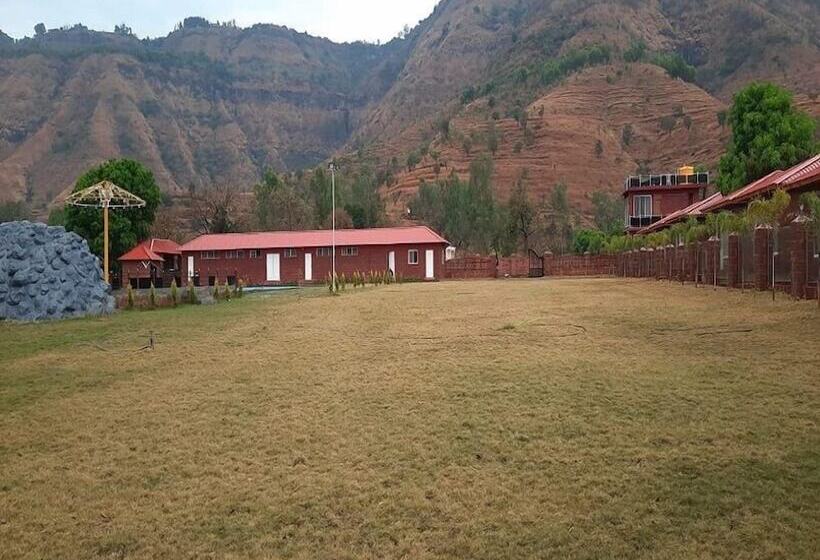 Отель The Redstone Resort