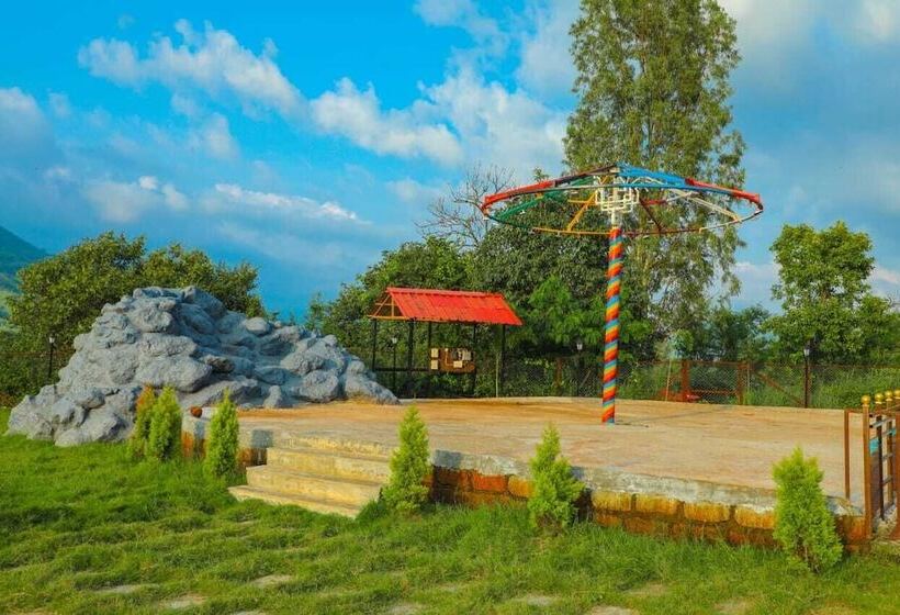 Отель The Redstone Resort