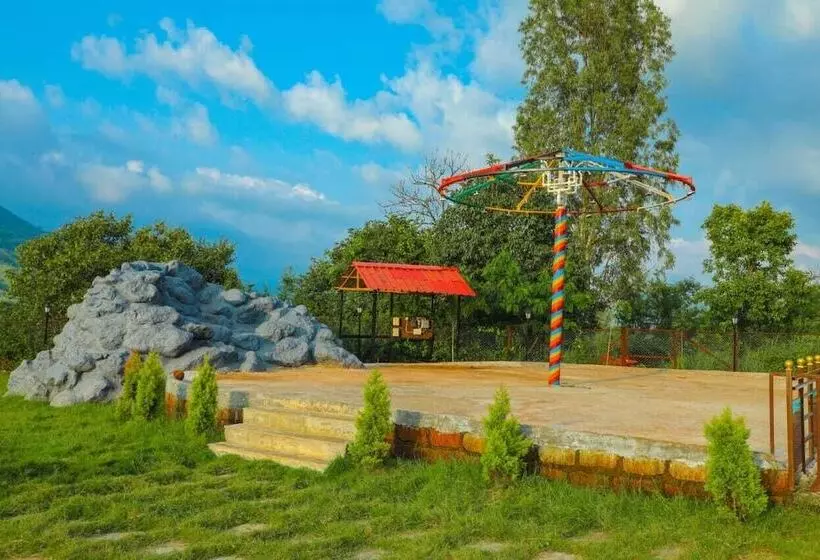 Hotelli The Redstone Resort