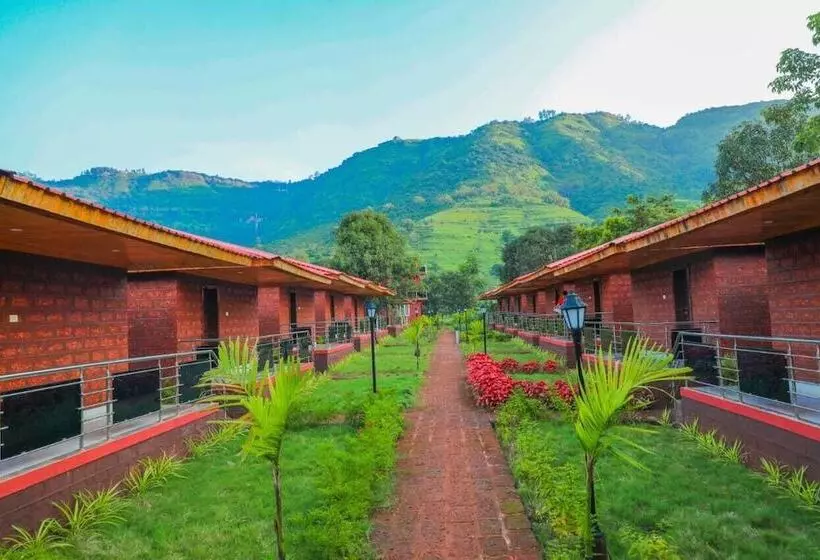Hotelli The Redstone Resort