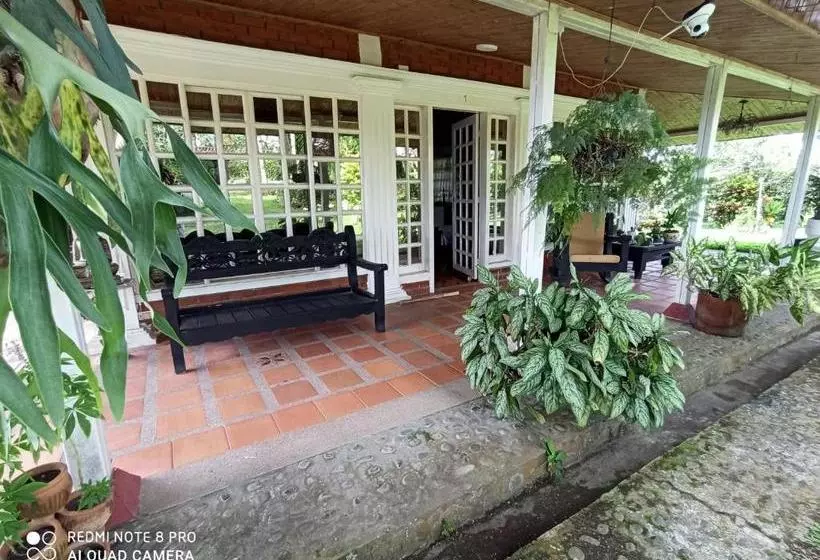 ホテル Villa Monica