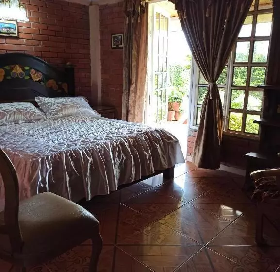 ホテル Villa Monica