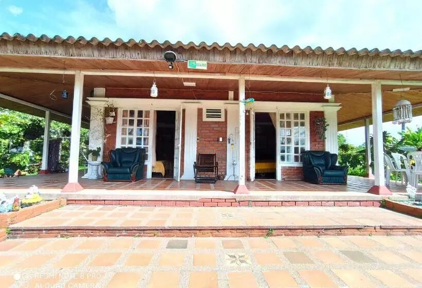 ホテル Villa Monica