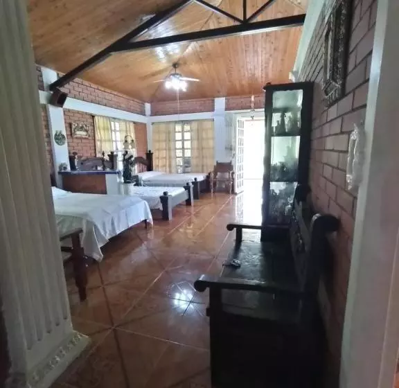 ホテル Villa Monica
