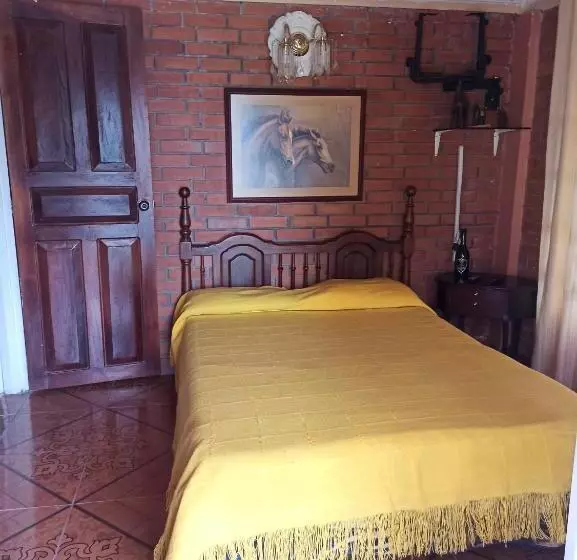 ホテル Villa Monica