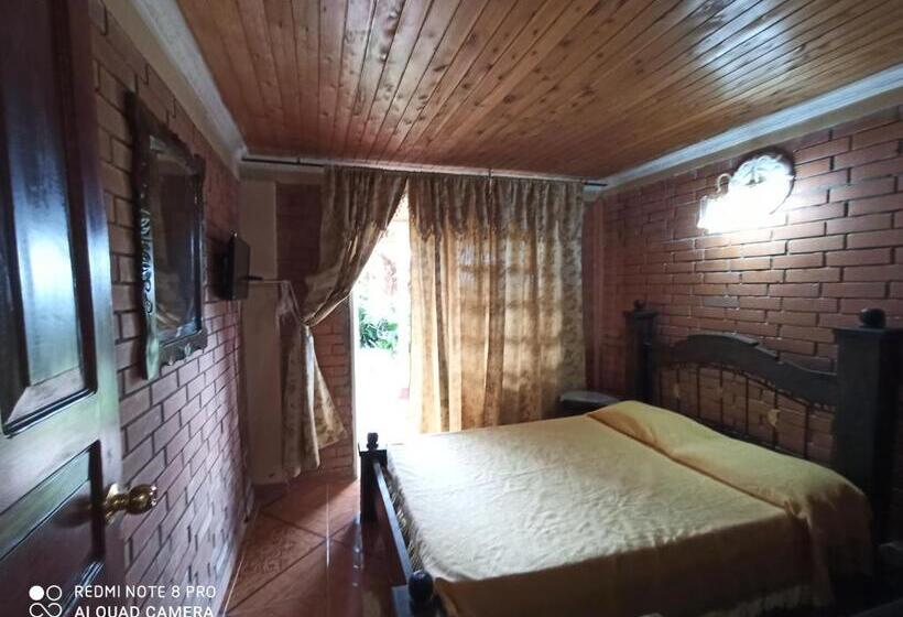 בית מלון כפרי Villa Monica