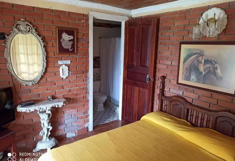 ホテル Villa Monica