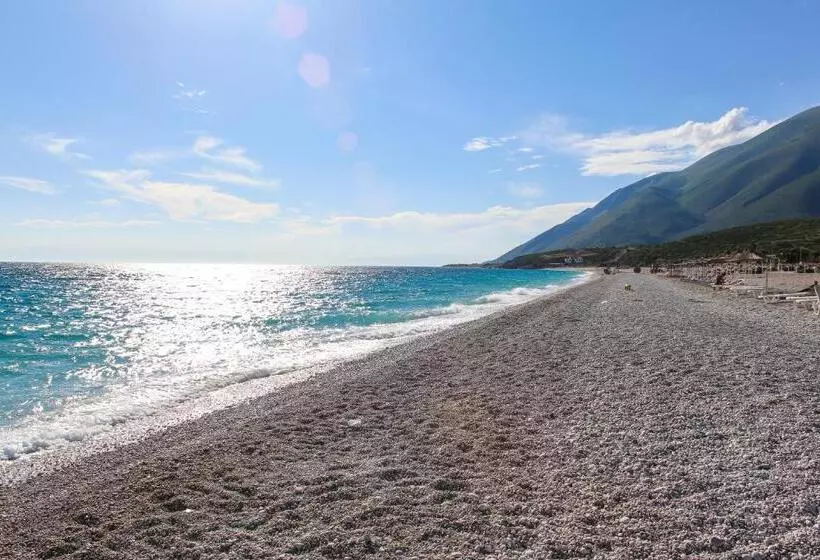 Noan Hotel & Resort
