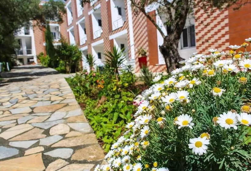 Noan Hotel & Resort