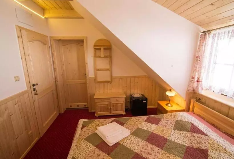 Majatalo Penzion U Pacošů