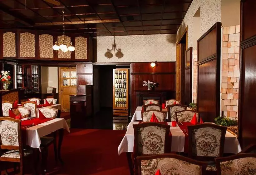 ペンション Zámecký Penzion Kopeček