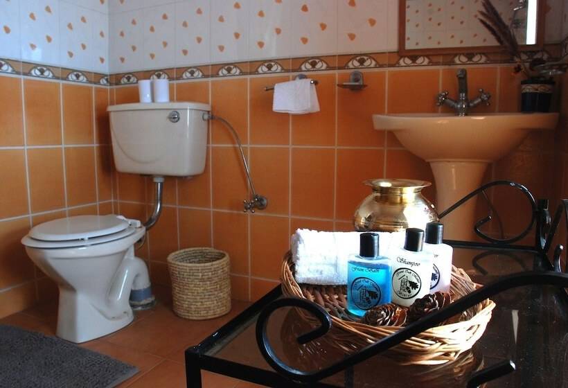 리조트 Tree Of Life Grand Oak Manor Binsar