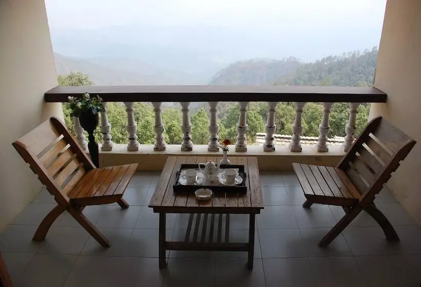 Lomakeskus Tree Of Life Grand Oak Manor Binsar