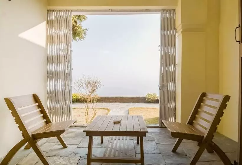 Lomakeskus Tree Of Life Grand Oak Manor Binsar