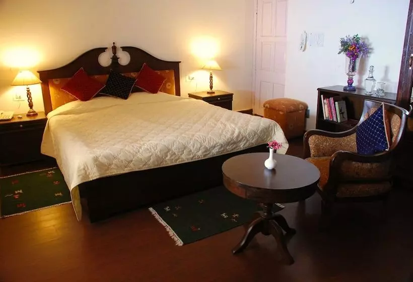 Lomakeskus Tree Of Life Grand Oak Manor Binsar