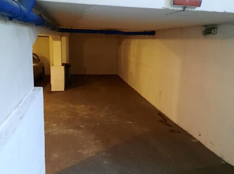 مبيت وإفطار Végvári Hotel Eger