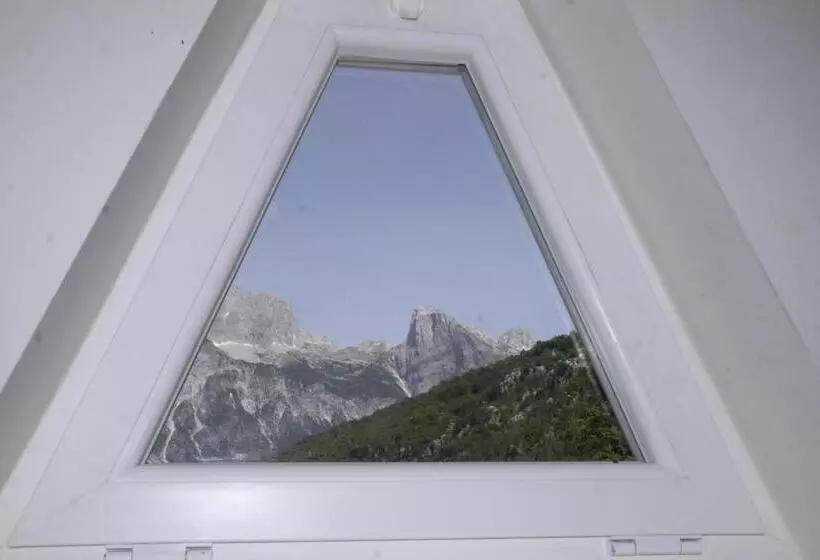 ホテル Bujtina Polia